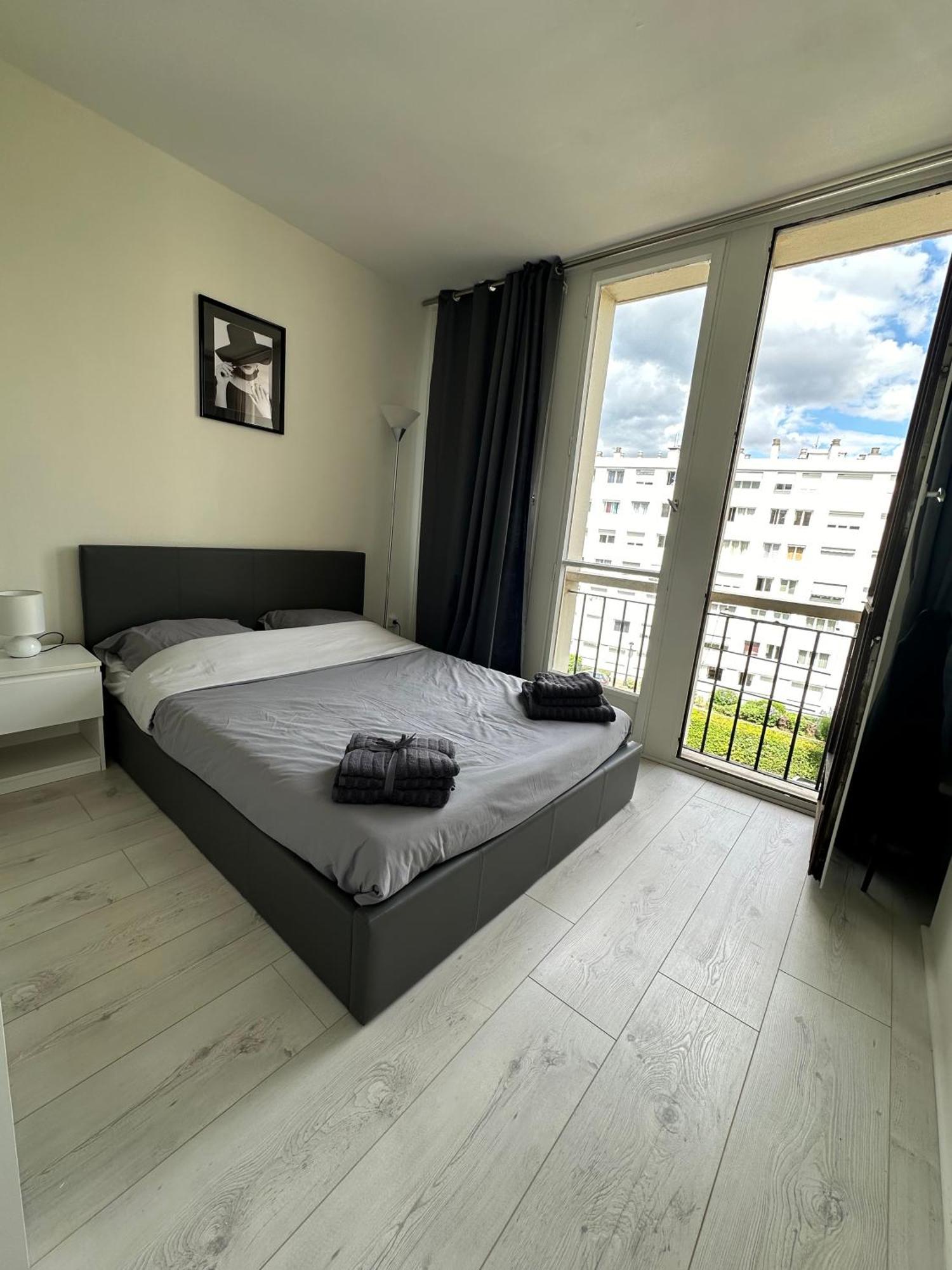 Appart Ensoleille A Boulogne Billancourt Bagian luar foto